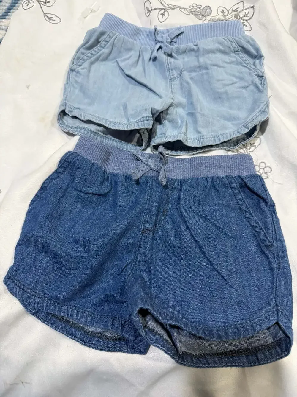 The Children's Place Toddler Girls Pull-On Chambray Shorts Size 3T Lot of 2